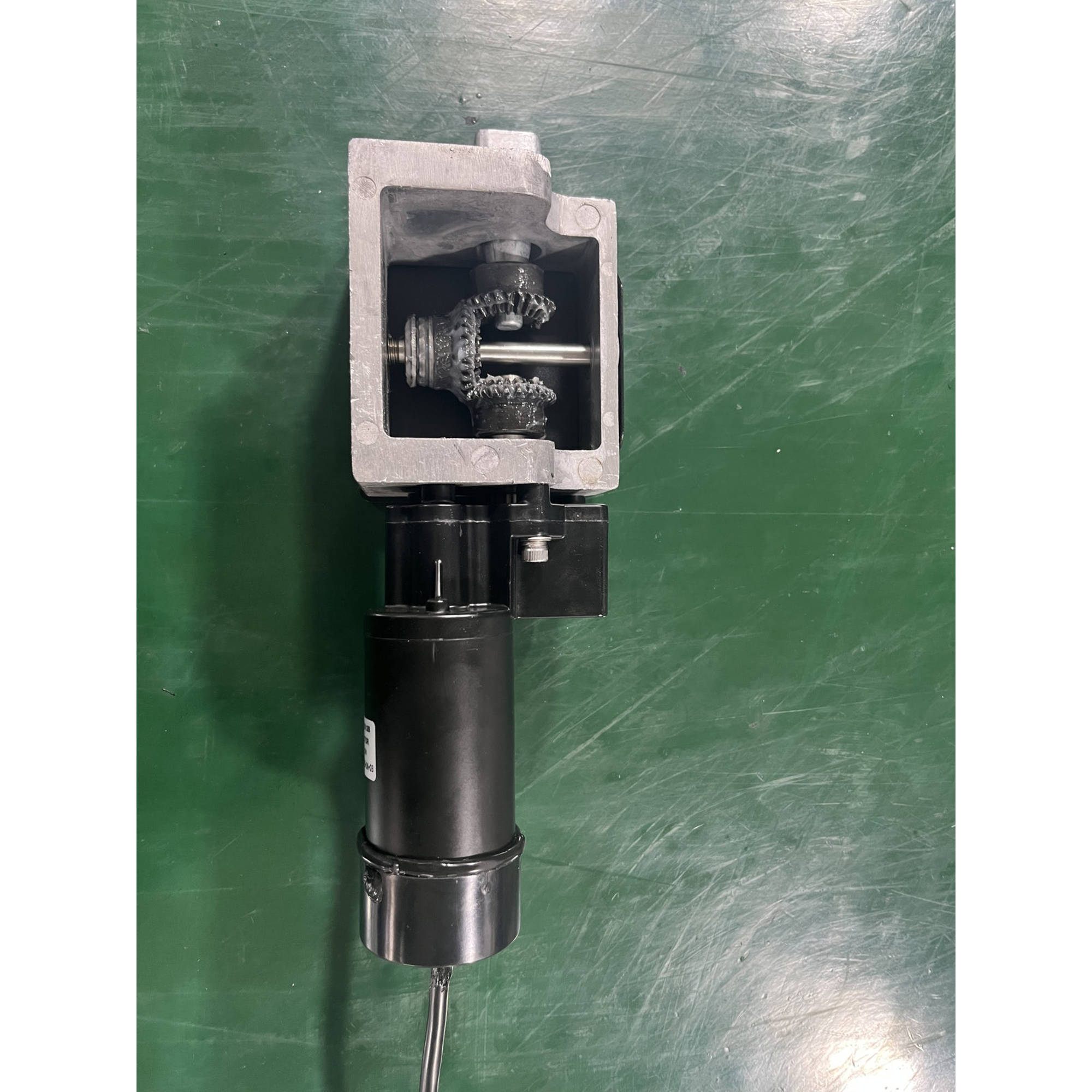 SPARE MOTOR WITH GEARBOX FOR ERS