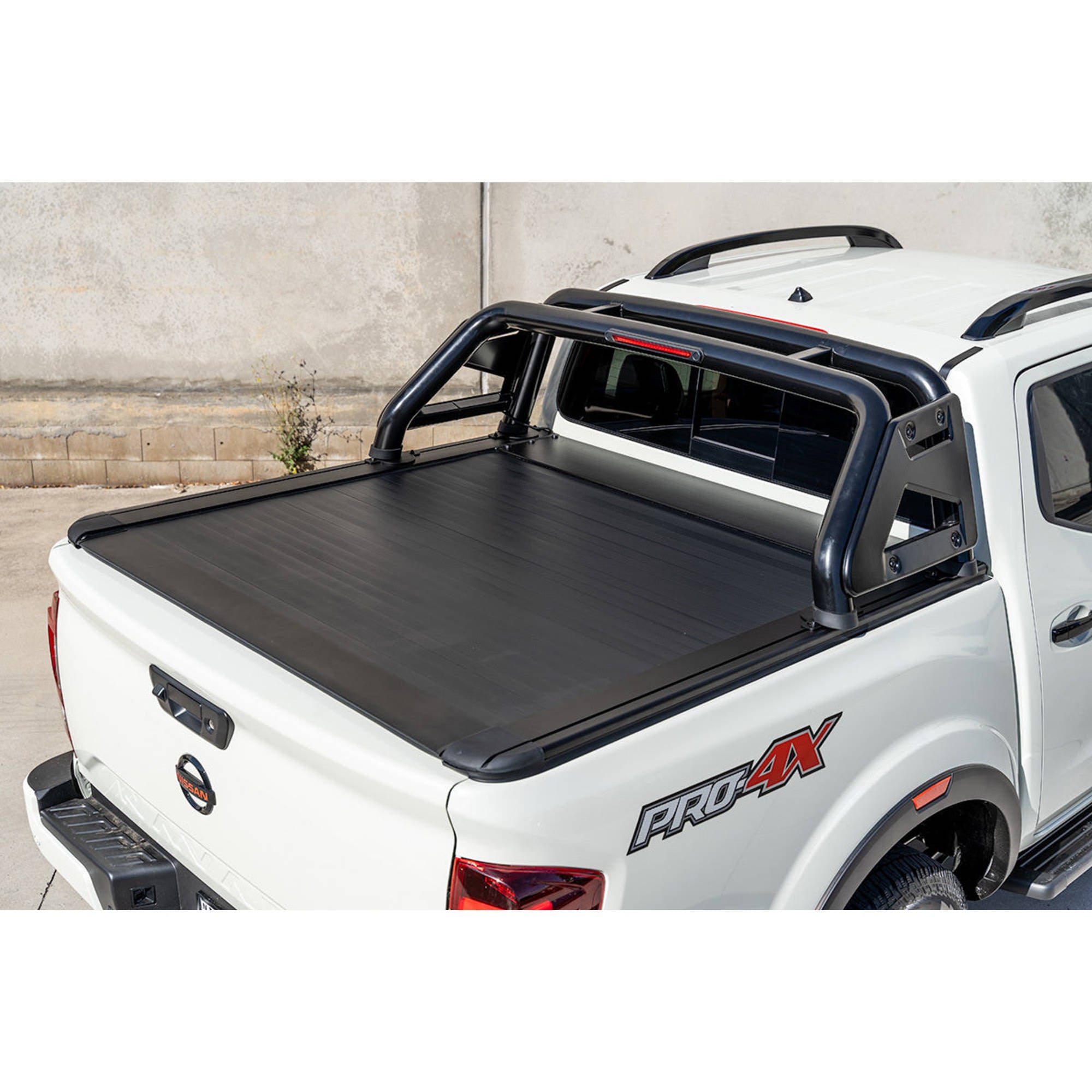 Electric Retractable Roller Shutter Tonneau Lid Suitable For Nissan Navara D23 NP300 2015-2020 - Style B