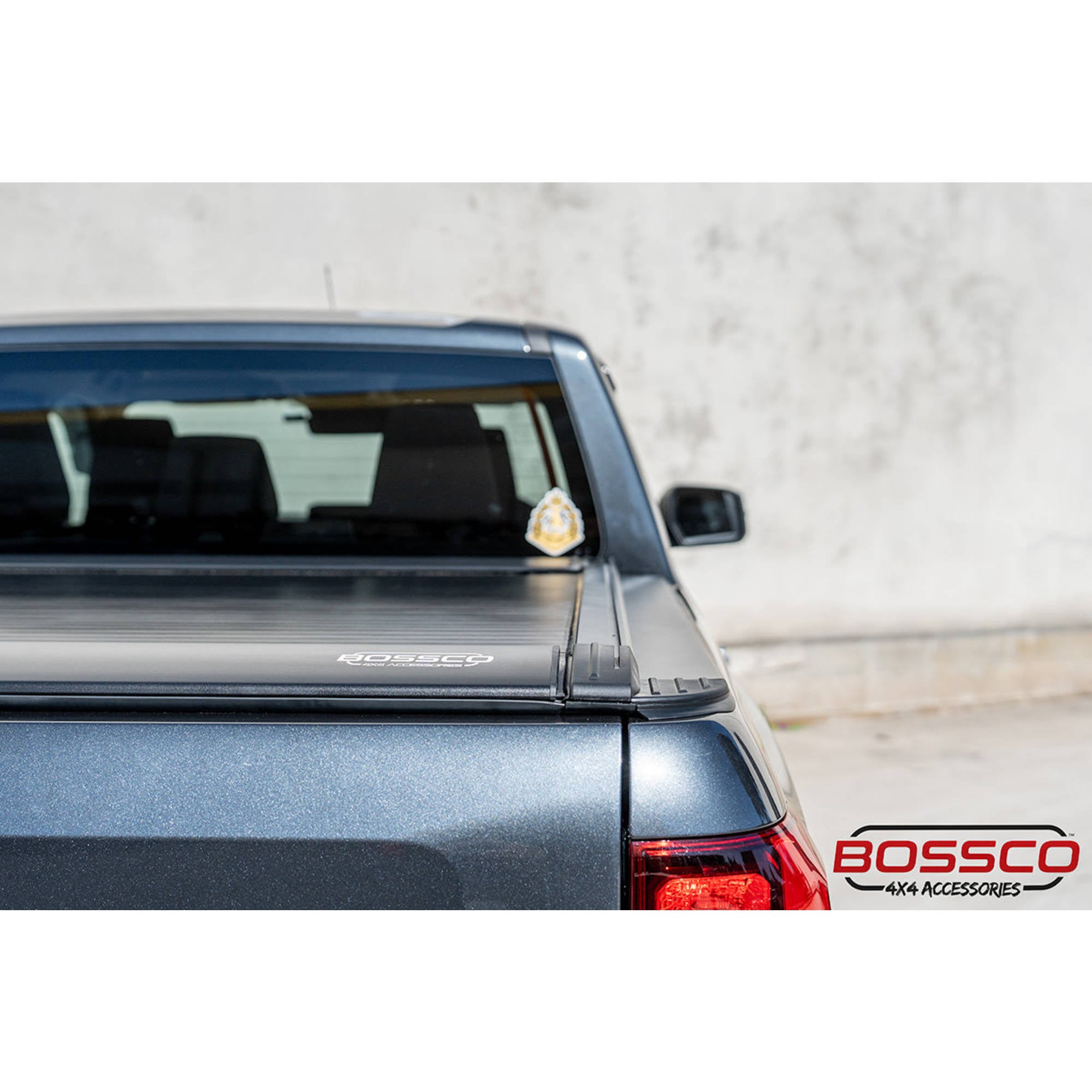 Manual Roller Shutter Tonneau Lid Suitable For Mitsubishi Triton MV 2023-2024