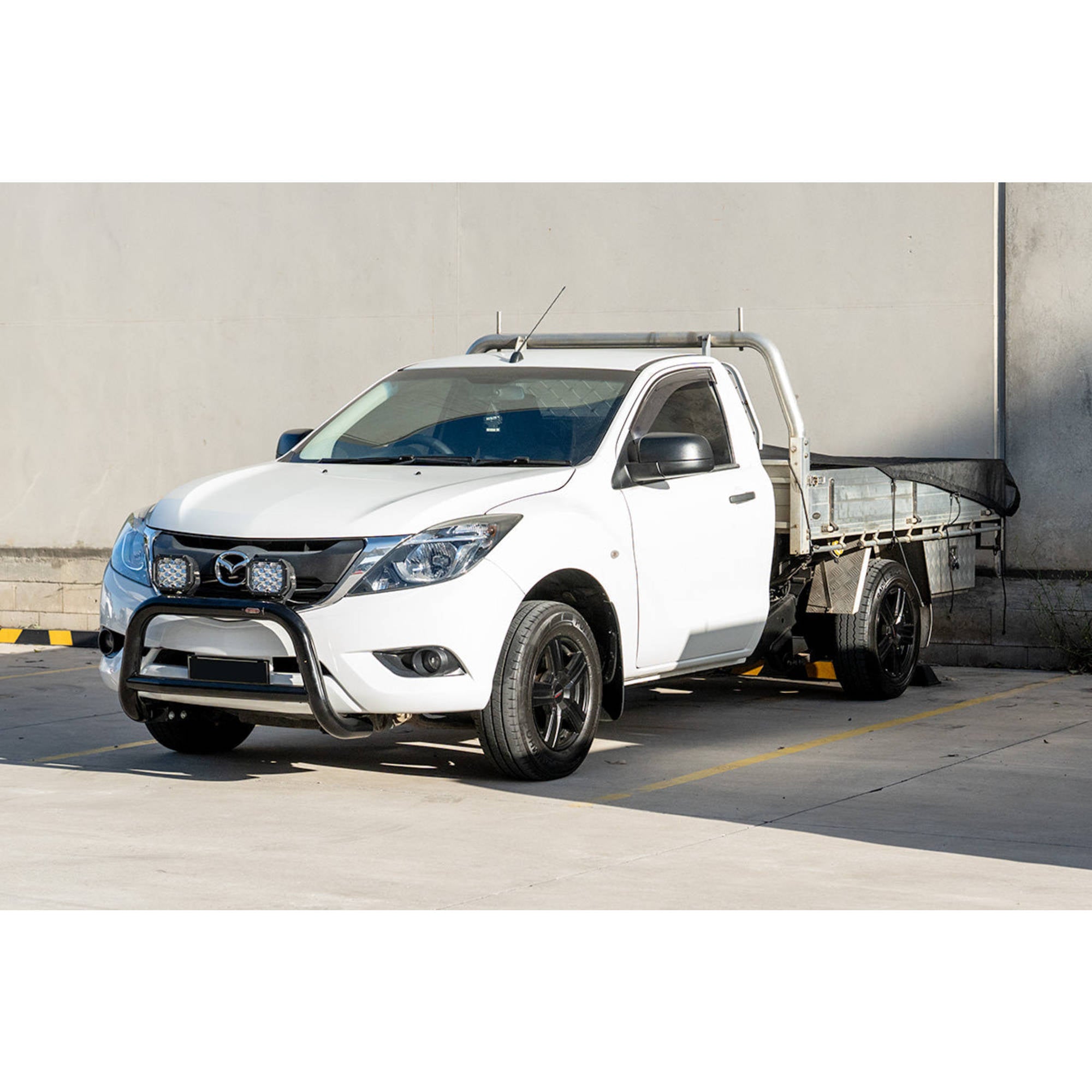 BLACK LOW Nudge Bar suitable for Mazda BT-50 2012-2020