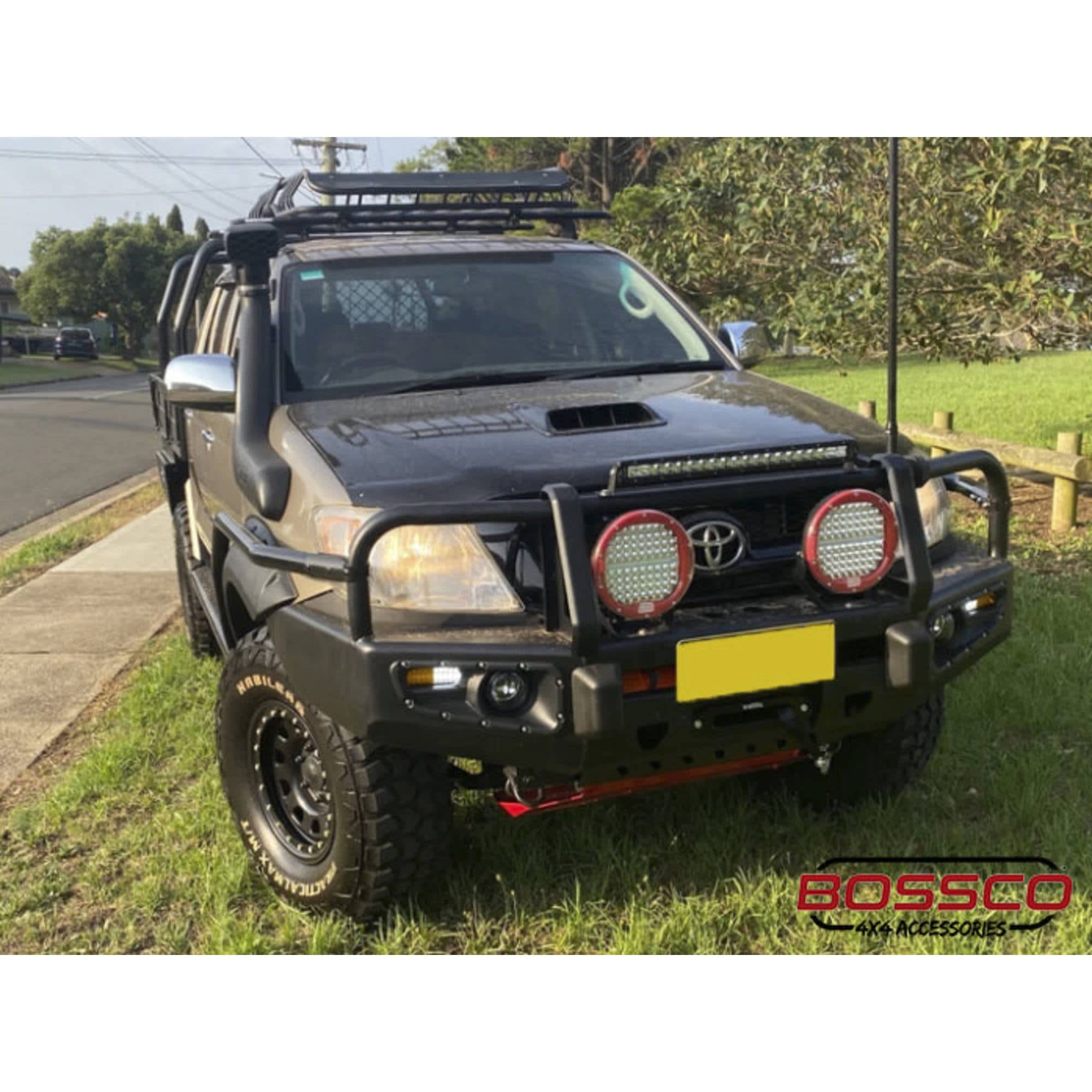 Triple Loop Full Bumper Replacement Bull bar Suitable For Toyota Hilux N70 2005-2011