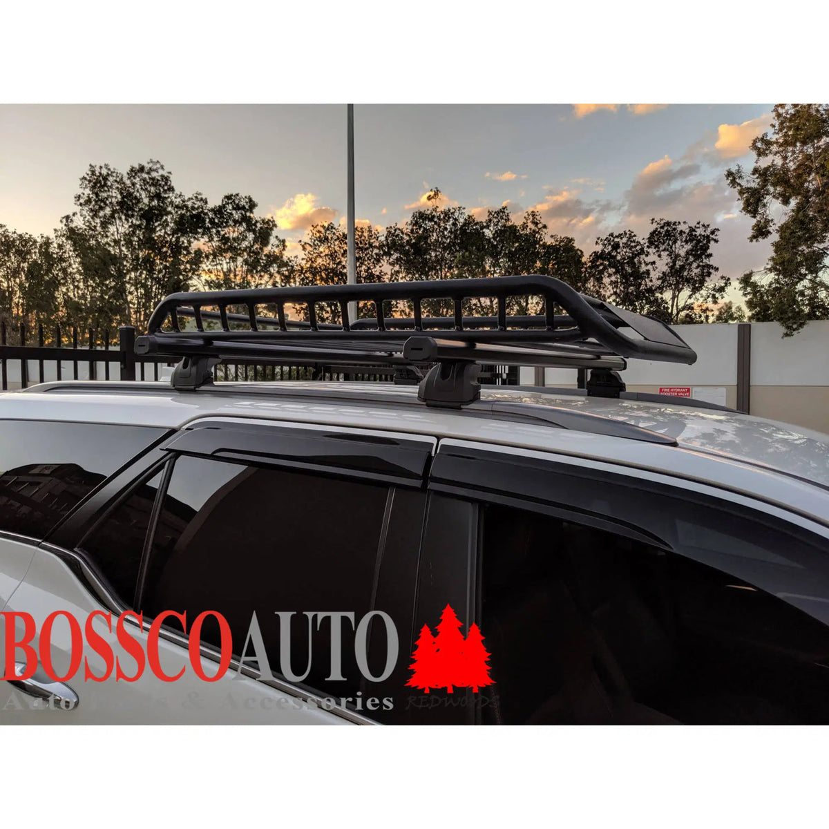 Universal Powder Coated Aluminium Roof Rack Cargo Basket with Wind Deflector (1400x980x150mm)
