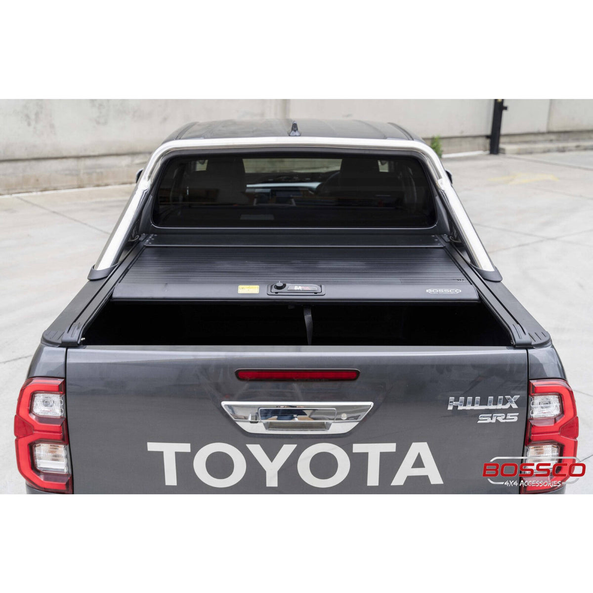Manual Roller Shutter Tonneau Lid Suitable For Toyota Hilux 2021 Facelift