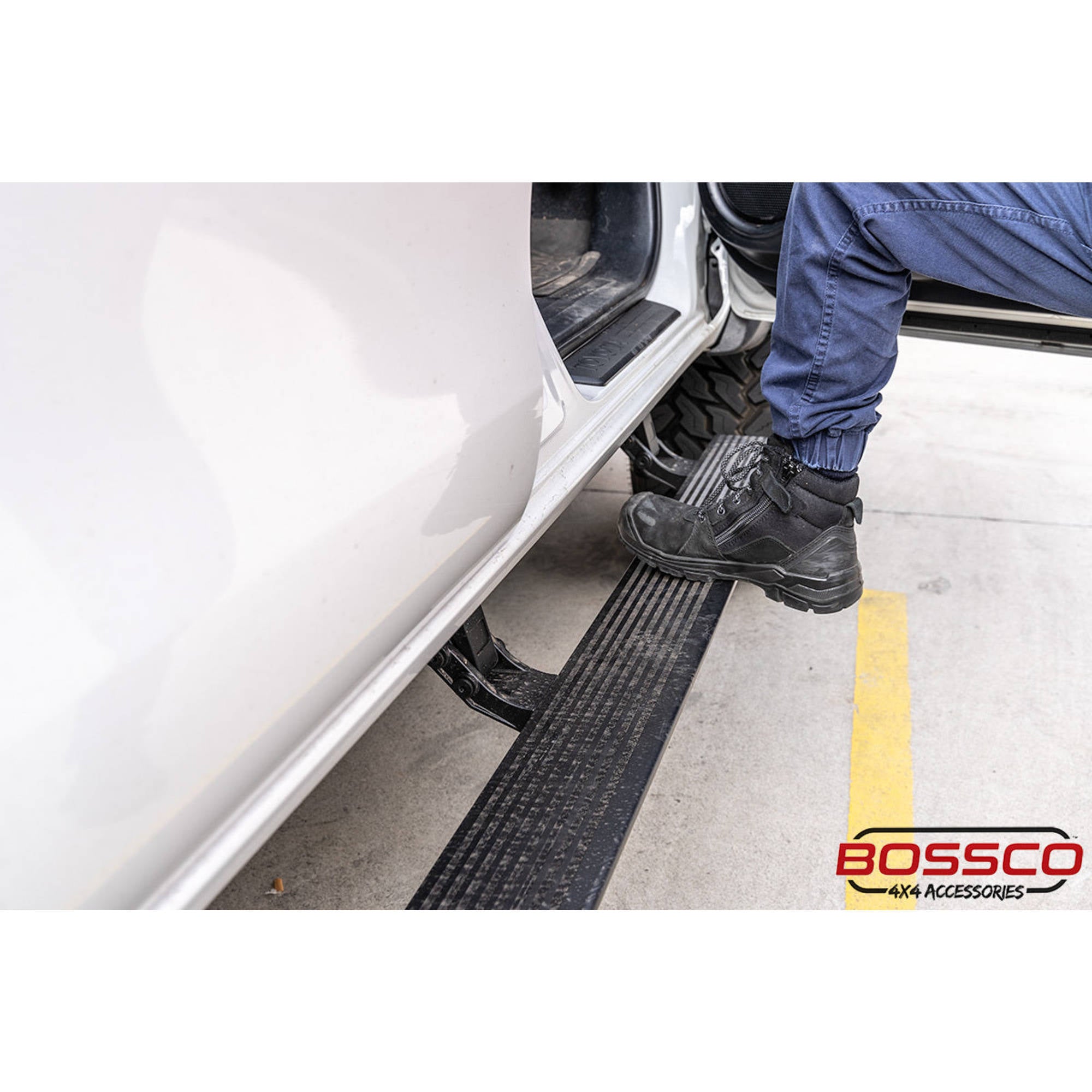 BCE-Board Electric Retractable Side Steps Suitable For Ford Ranger Next Gen 2022-2025