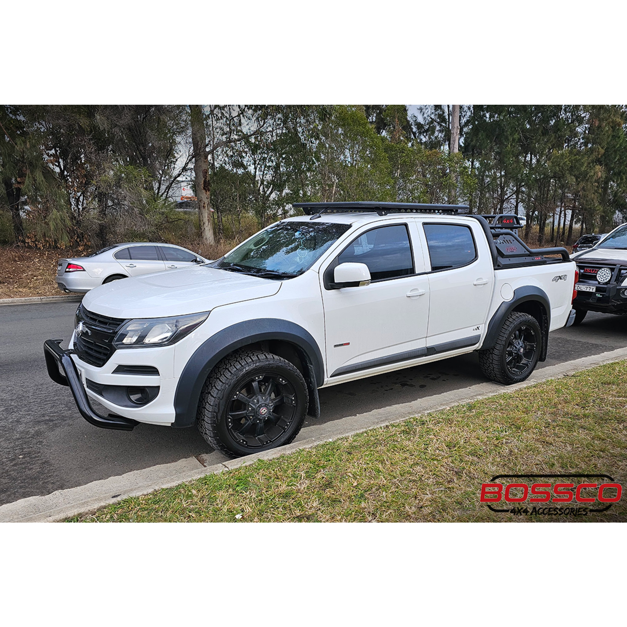 Black Bulldog Nudge Bar Suitable For Holden Colorado 2012-2020 (Suits Front parking Sensors)