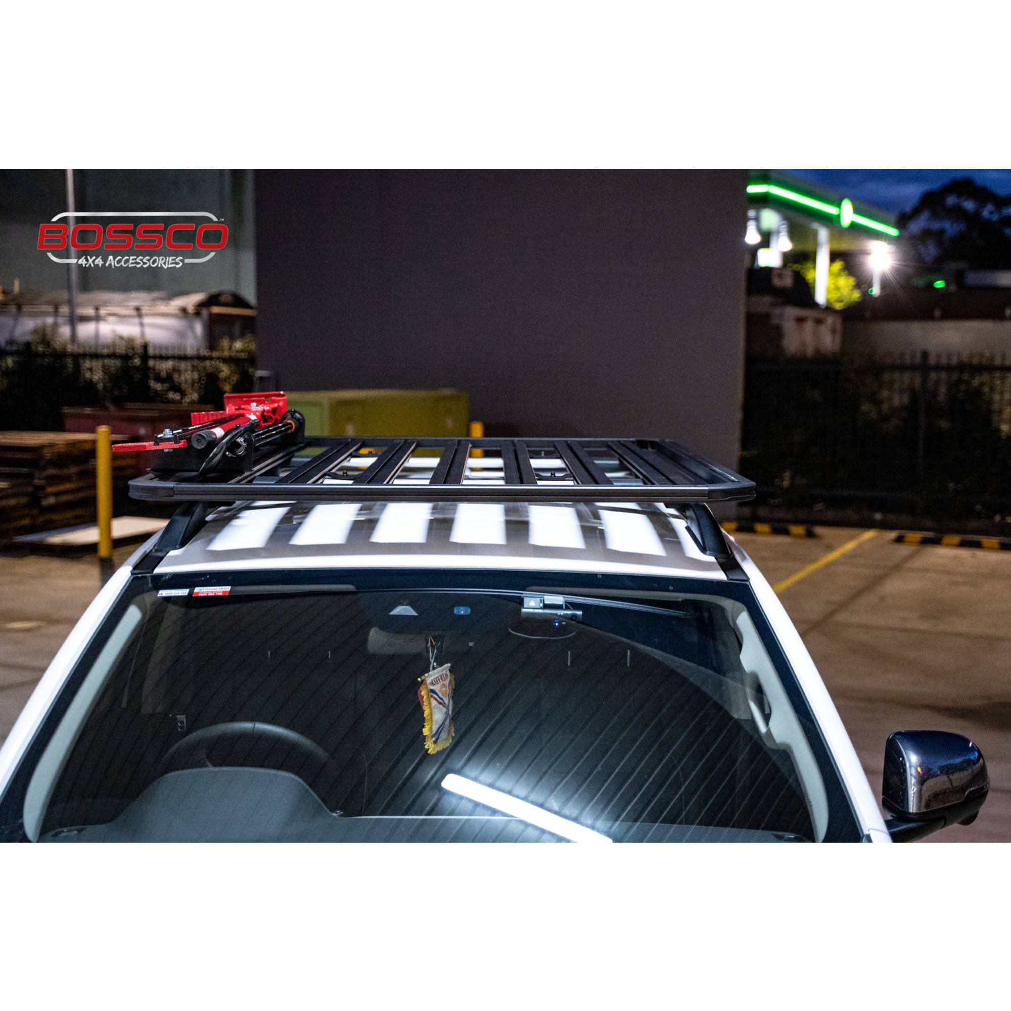 Universal Flat Aluminium Roof Platform MaxRacks 1.6m x 1.3m