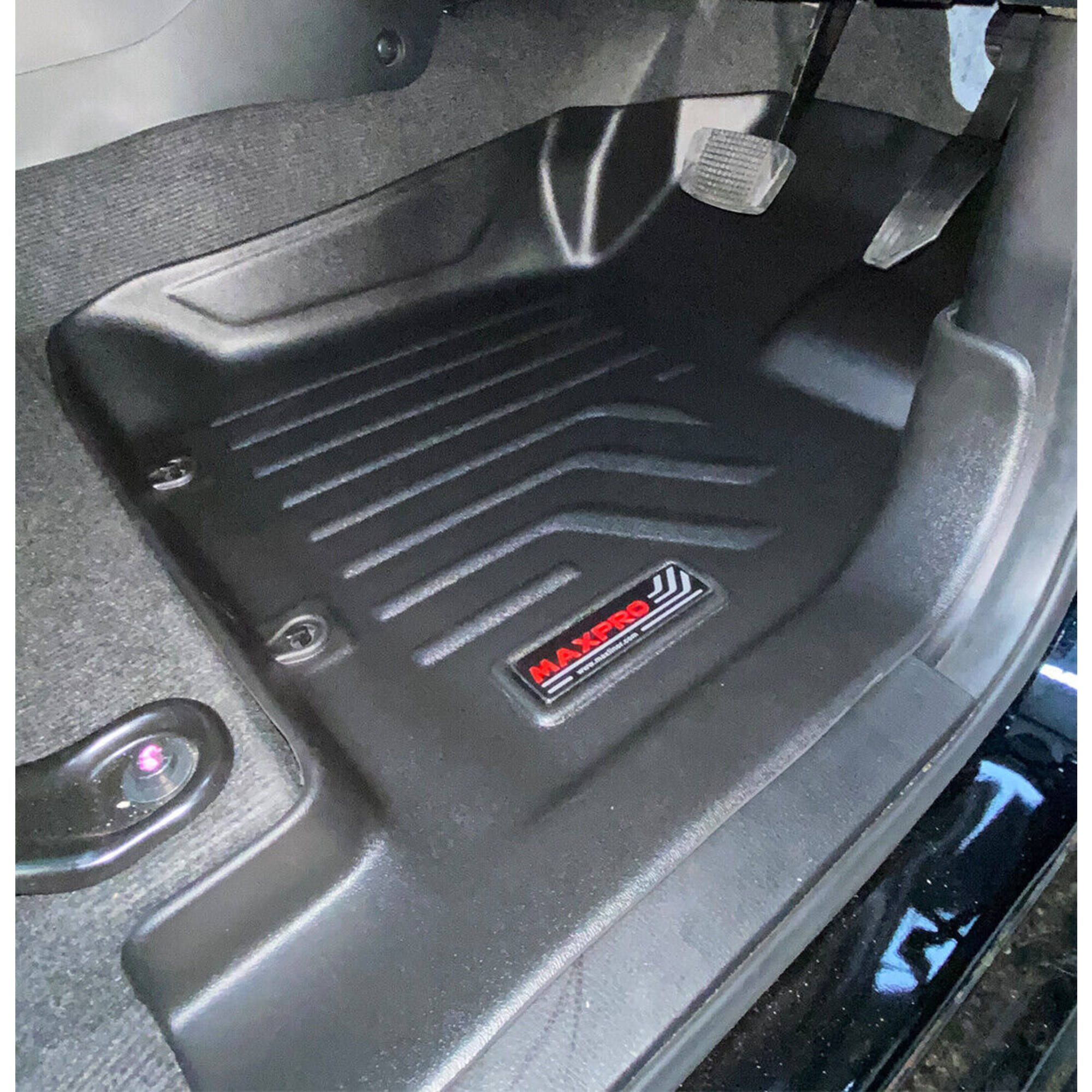 Floor Liners Suitable For Nissan Navara 2021+ Rows 1 & 2